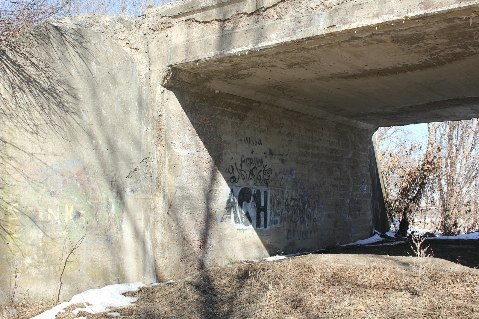 West abutment